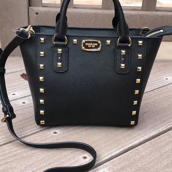 Authentic Michael Kors small studded sandrine - Picture 3 of 7